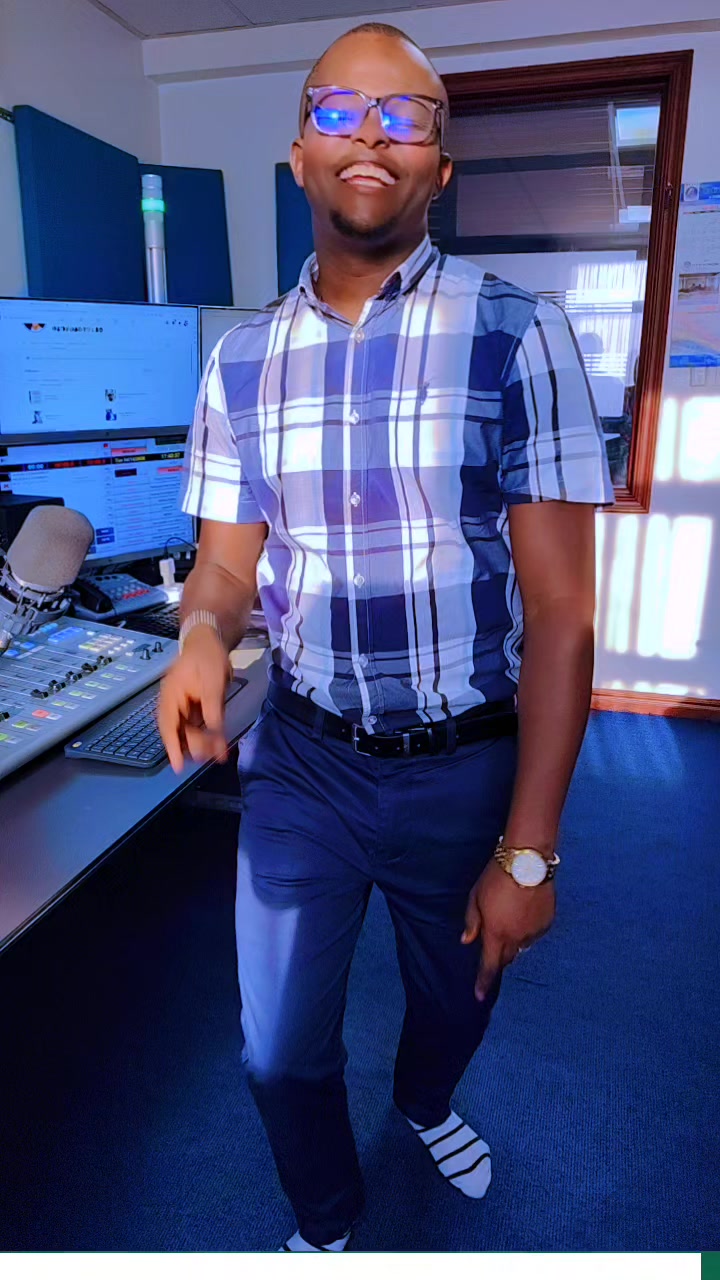 @khohisan Francis