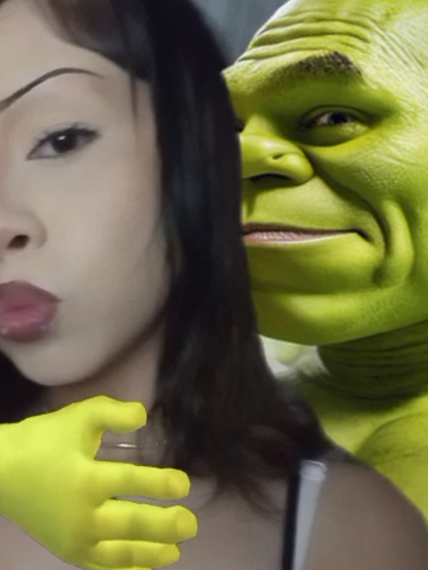 @^,,^