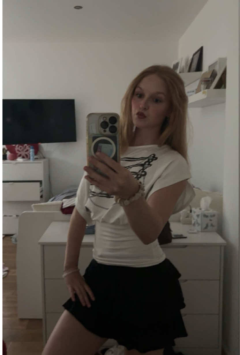 @Clara