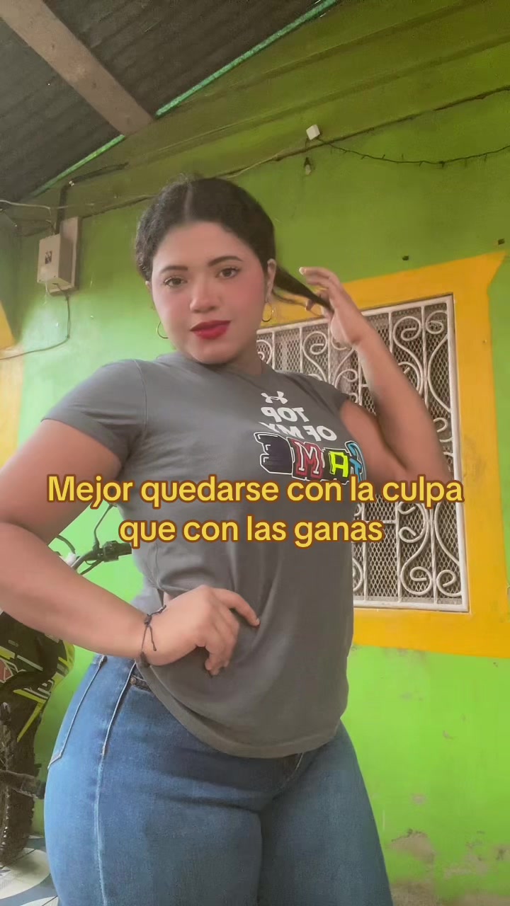@Julissa🦋
