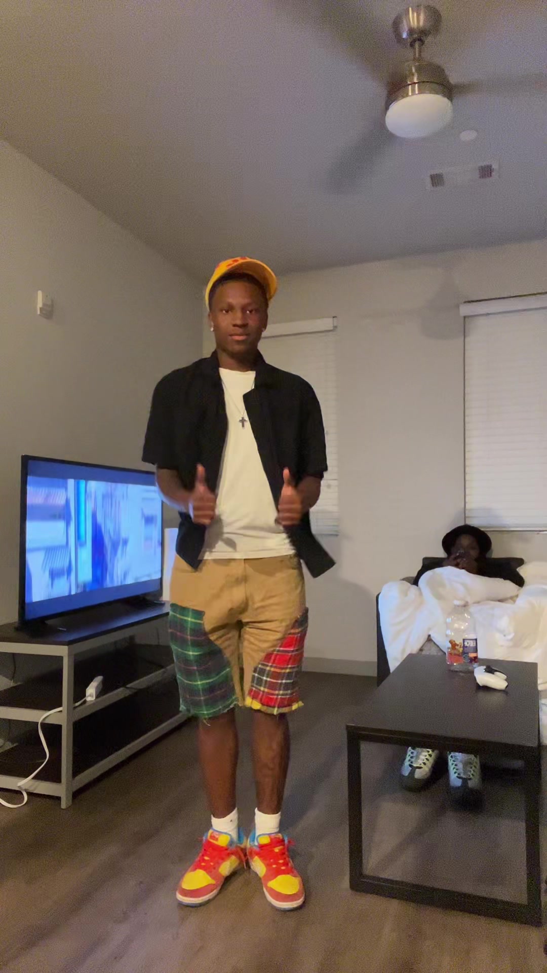 @useruno