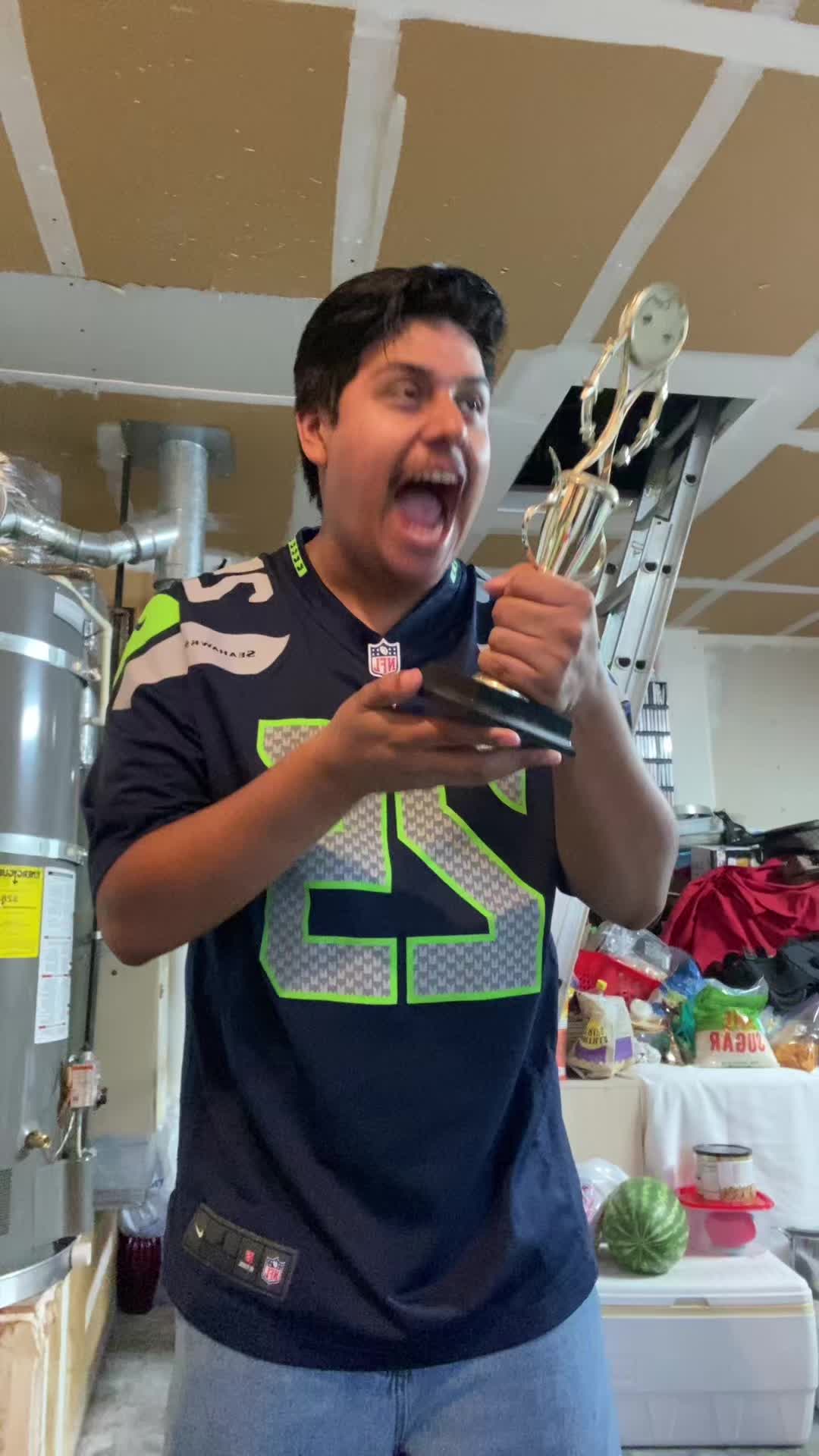@Alex Delgado