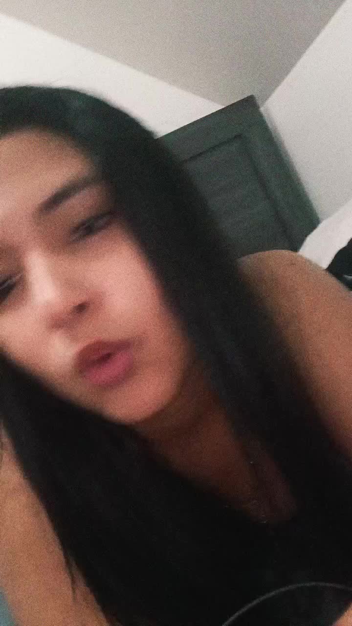 @Valentina 🔥