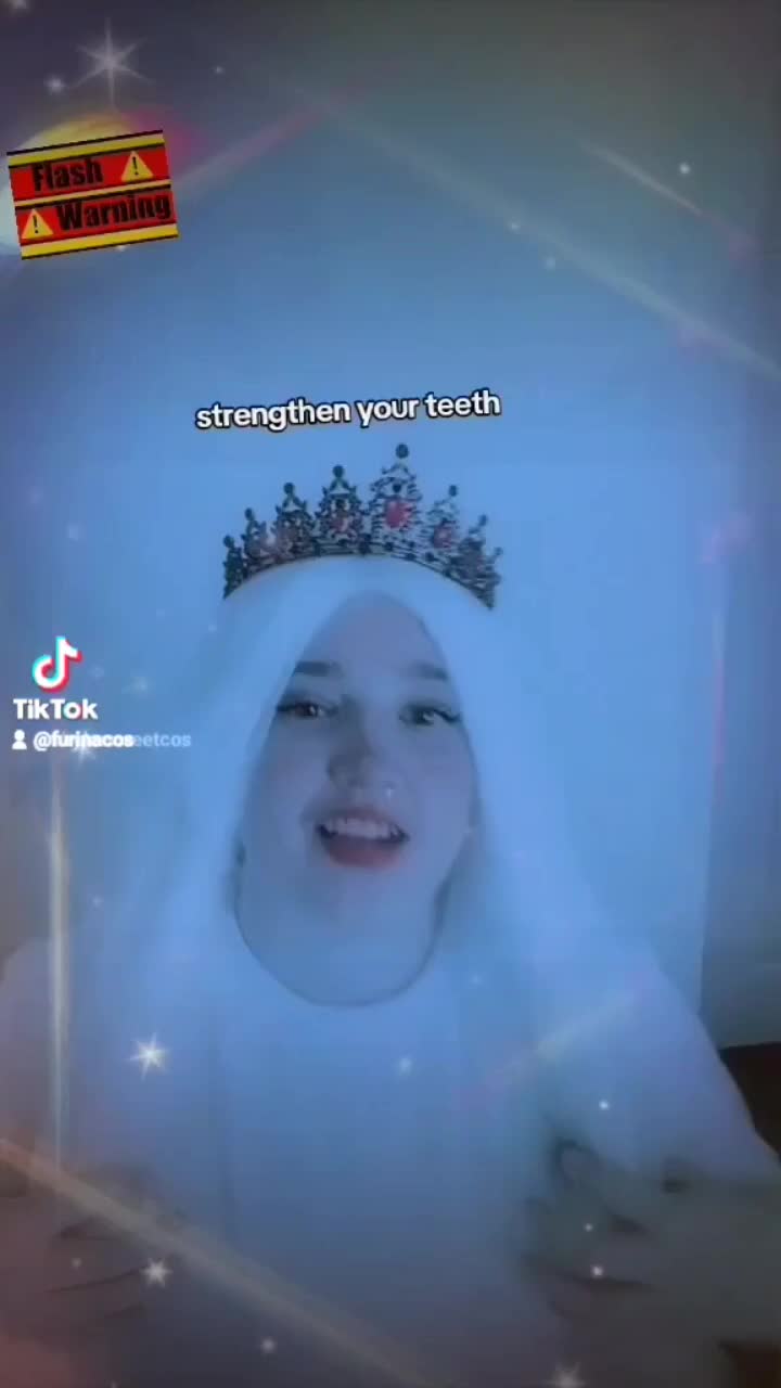 @ladyrosethorncos