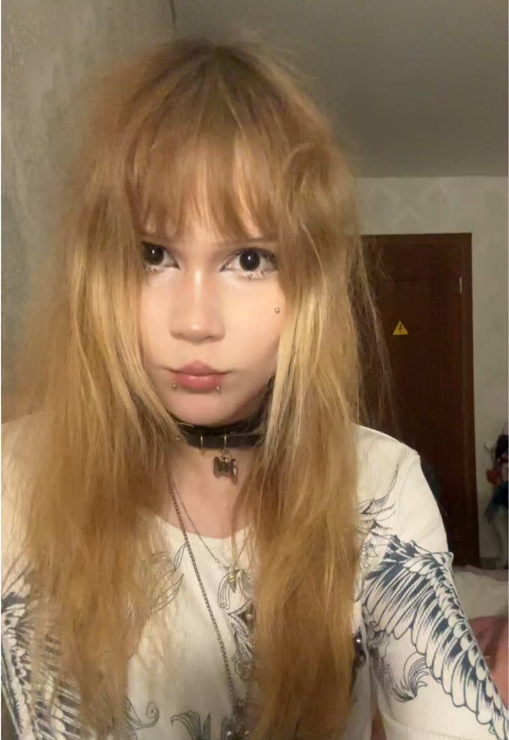 @мила