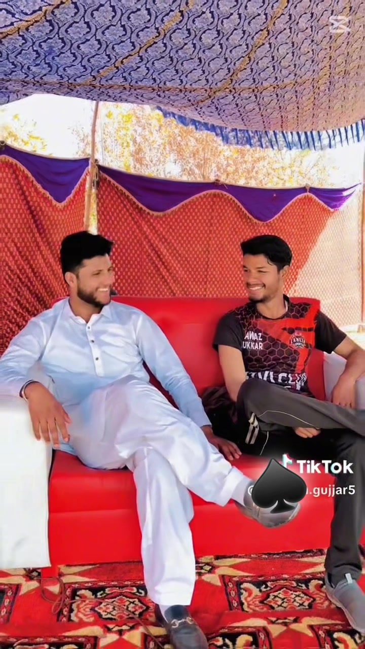 @HAmza Muغal 🦅👑