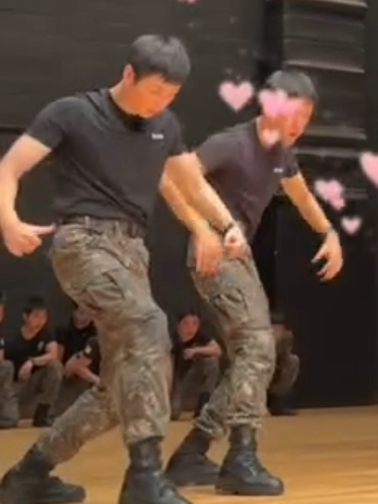 @뾰로롱강어지