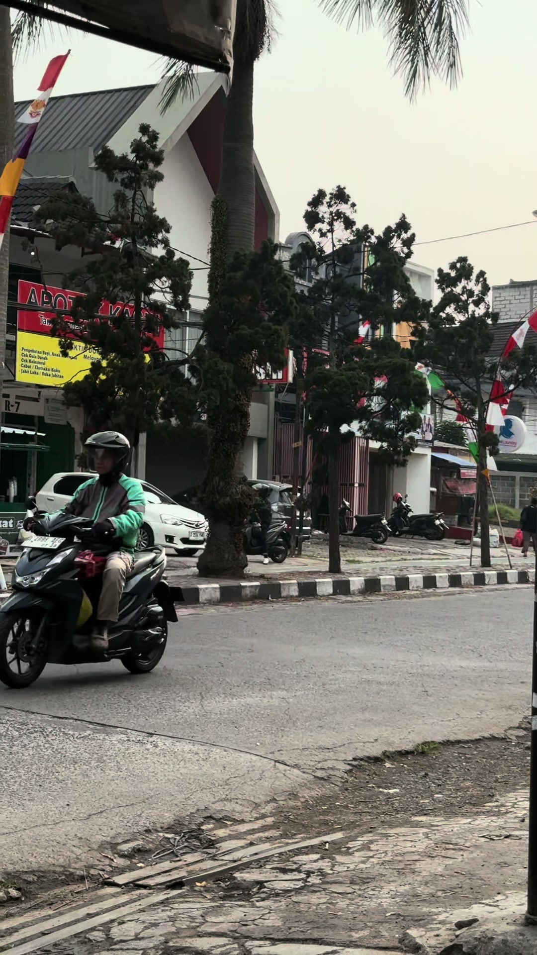 @kamerabelakang0