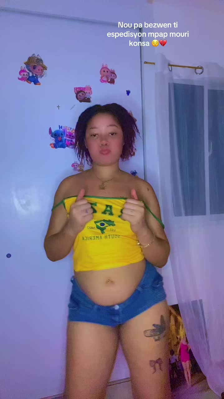 @Chica loca 🖤🖤🇭🇹