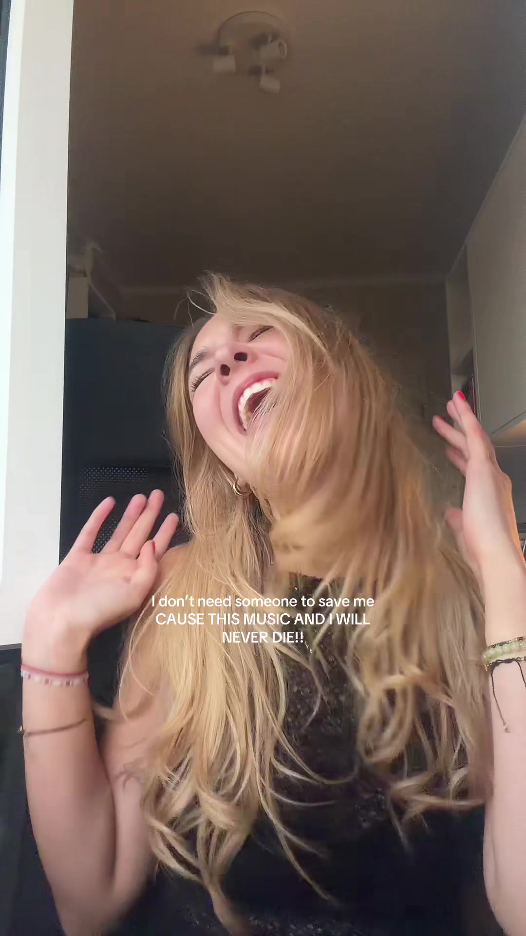 @JENNY