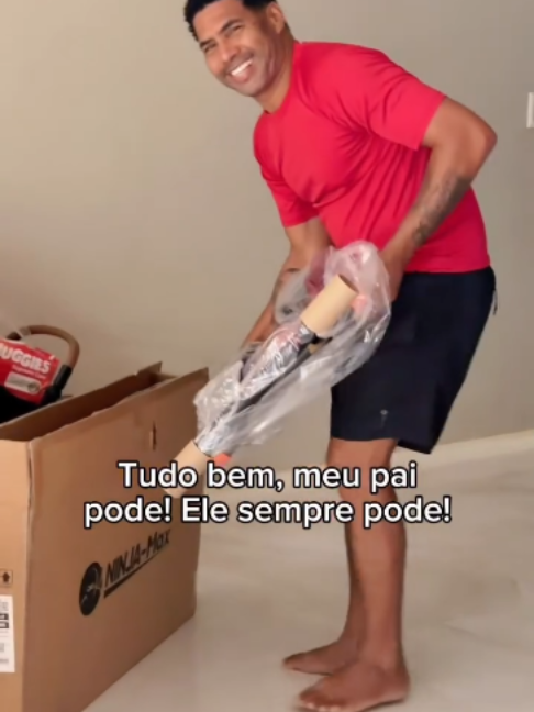 @loresouza