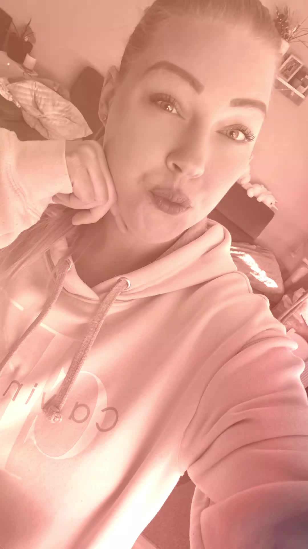 @Luisaxx212