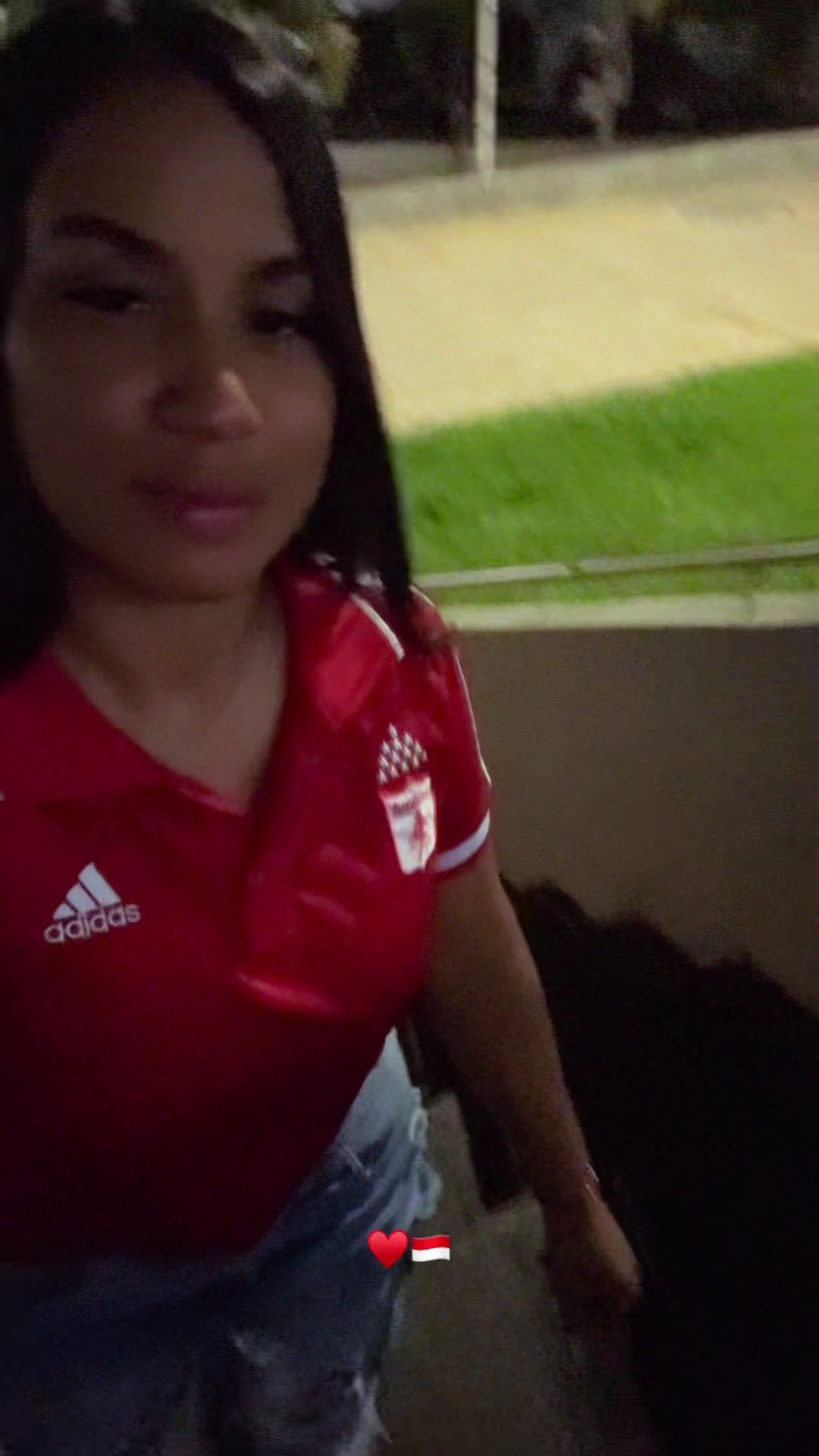 @Alison correa🦦🤎