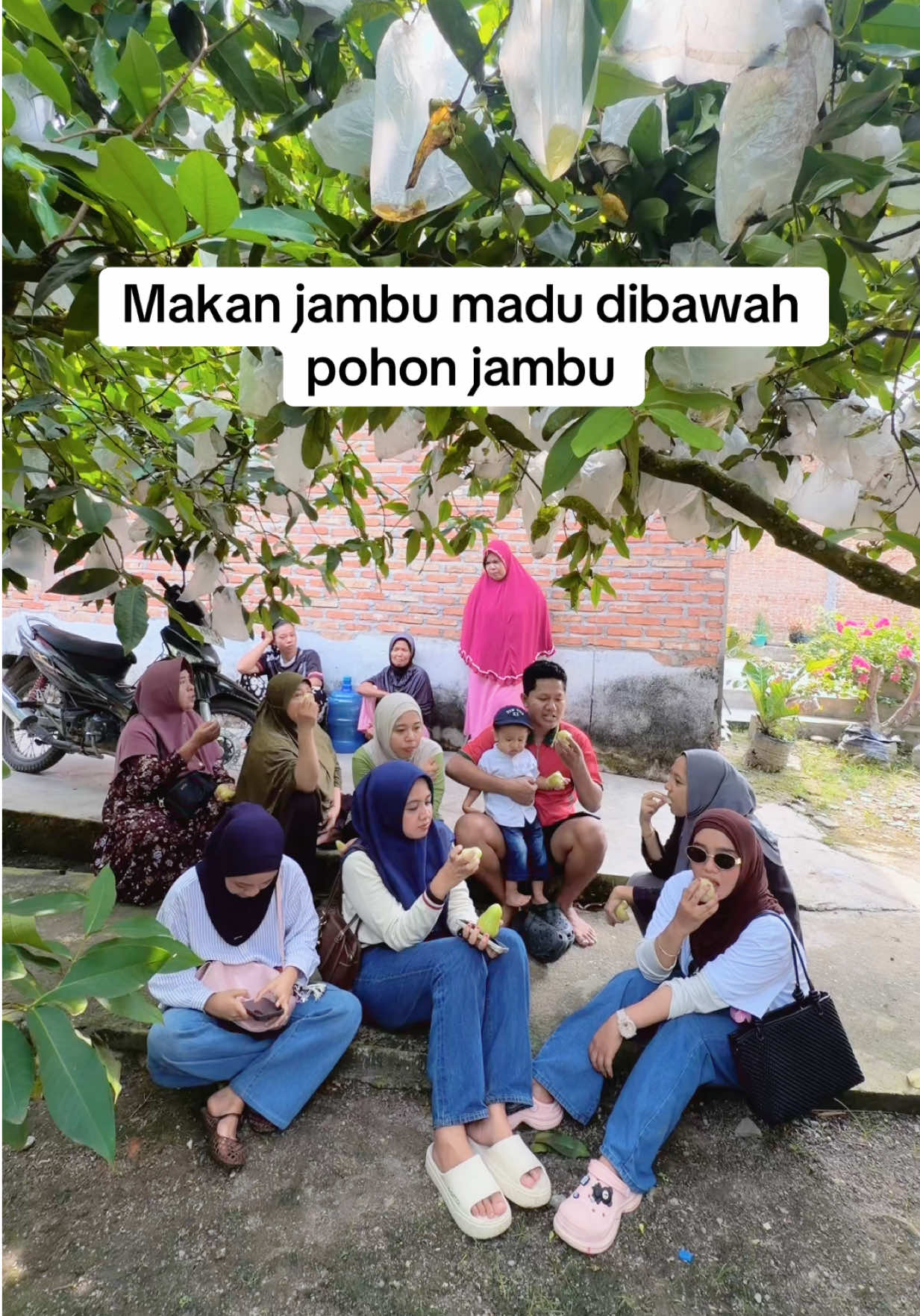 @Meiliza Hijratti S.Pd