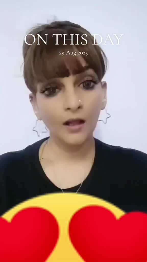 @HS ANGEL BITES