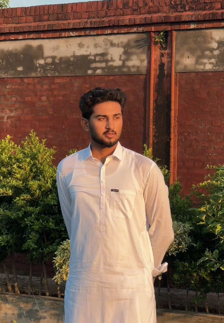 @Ahmed Mughal 🍁🥂