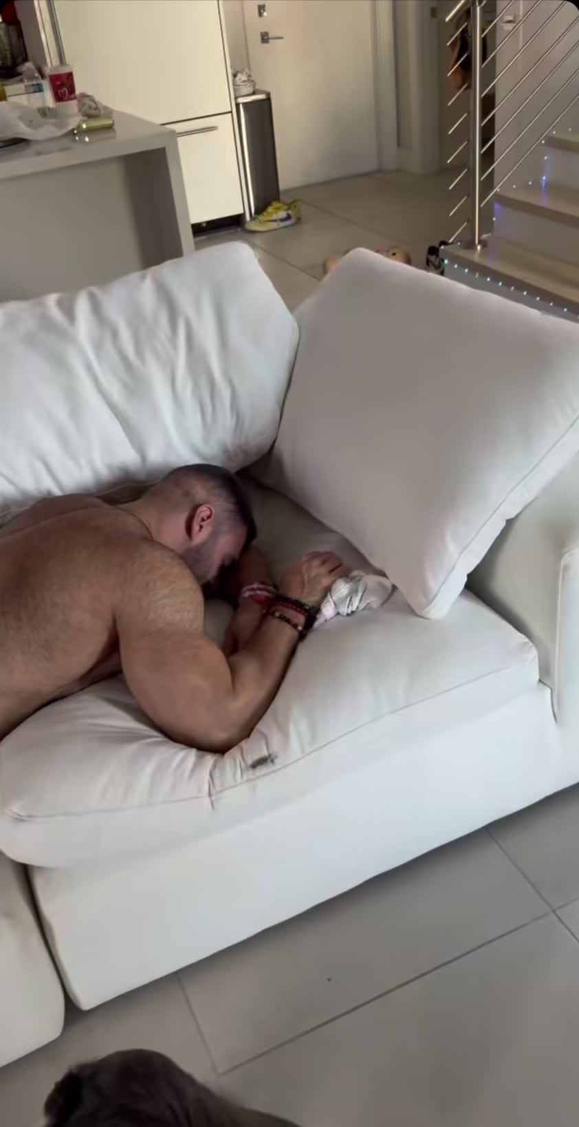 @Adonisarchive