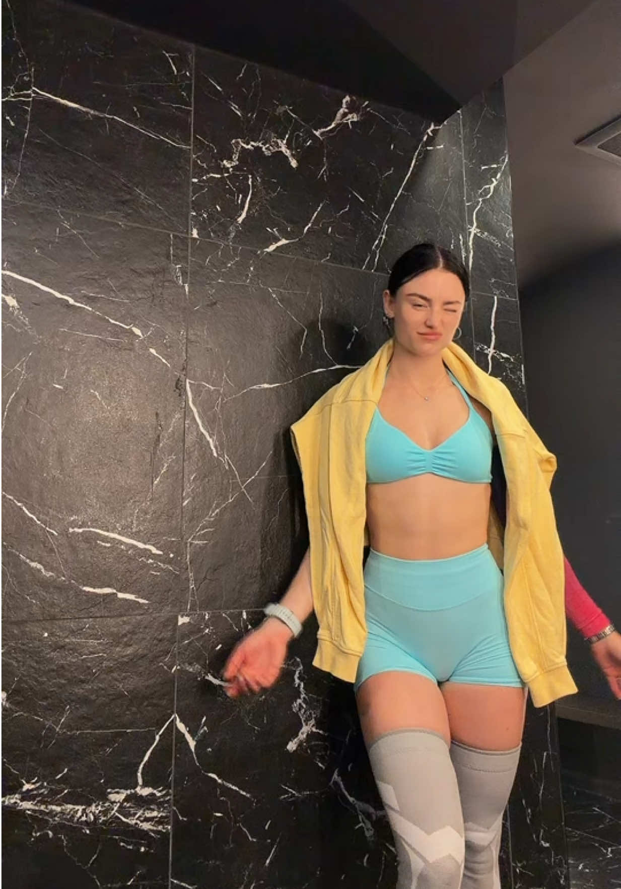 @Imzavali