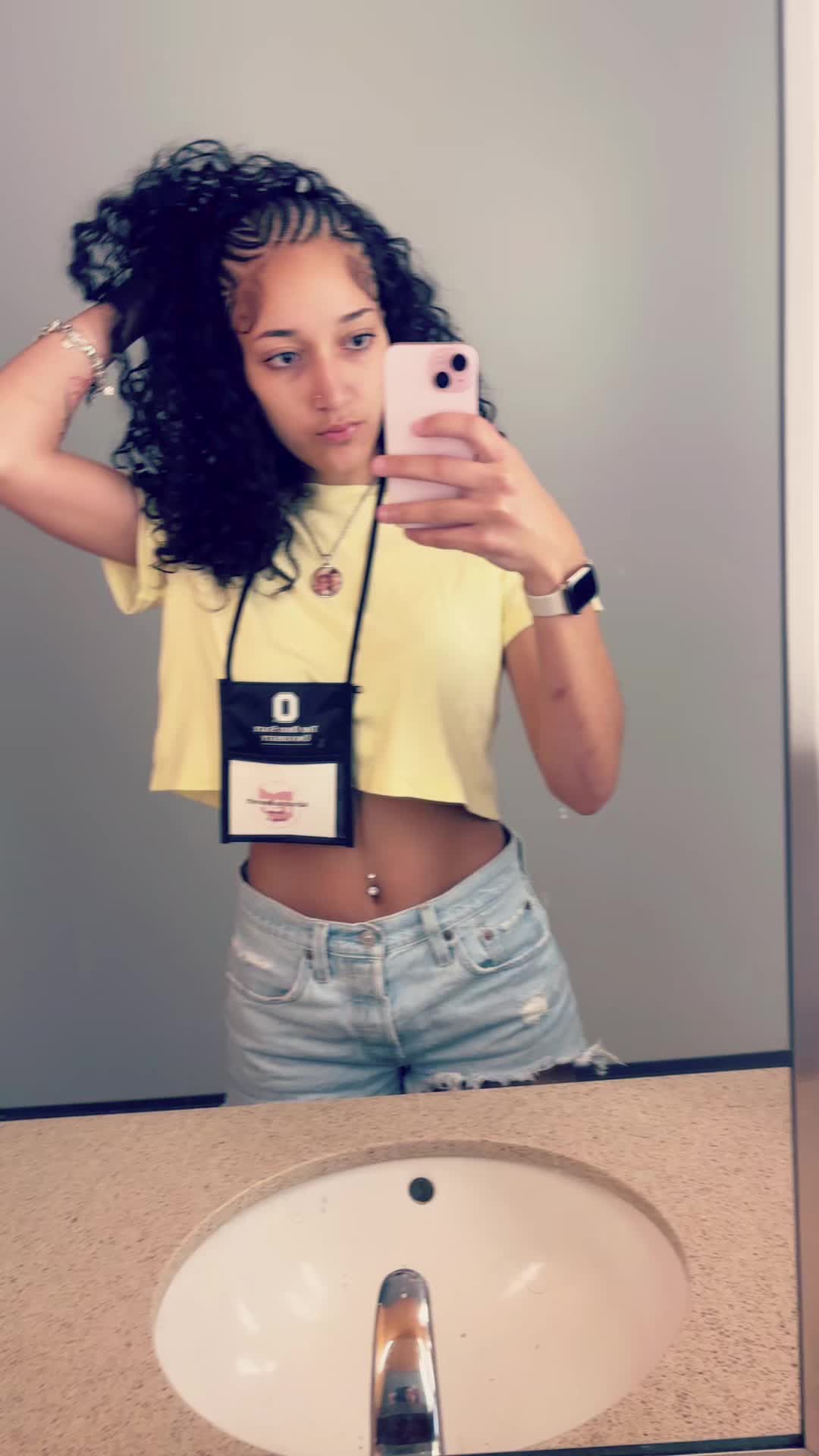@Adrianna🌸