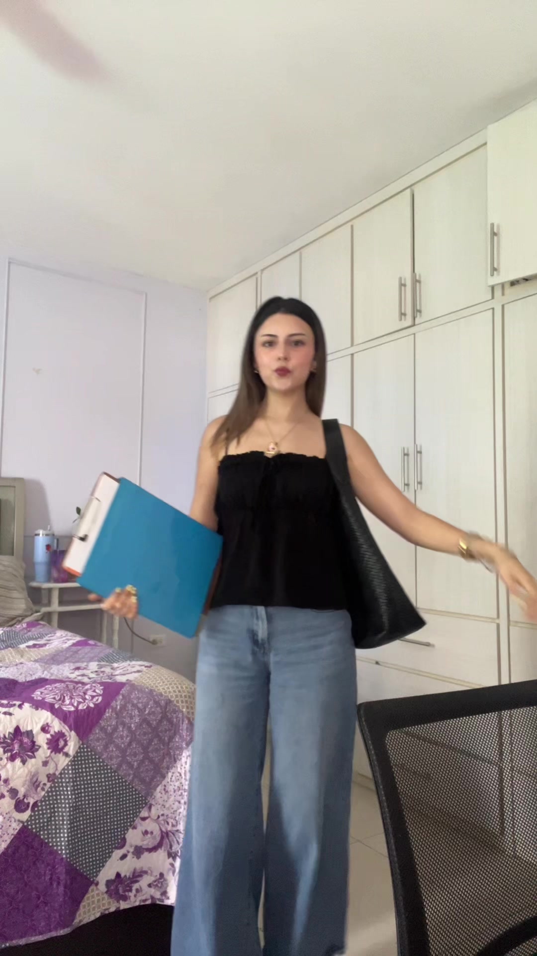 @Alondra_mendivil