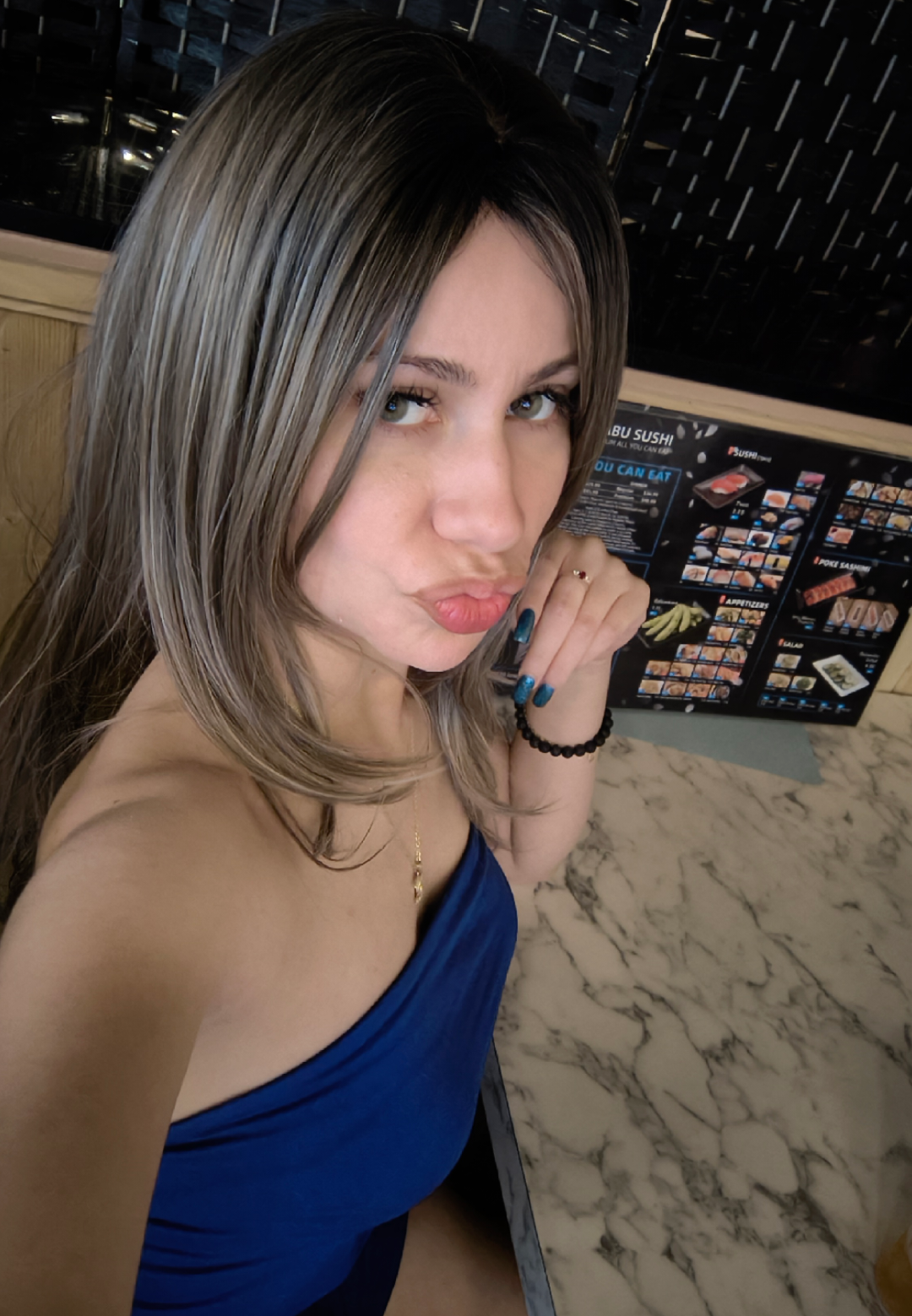 @👼🏼 Bleu Amber
