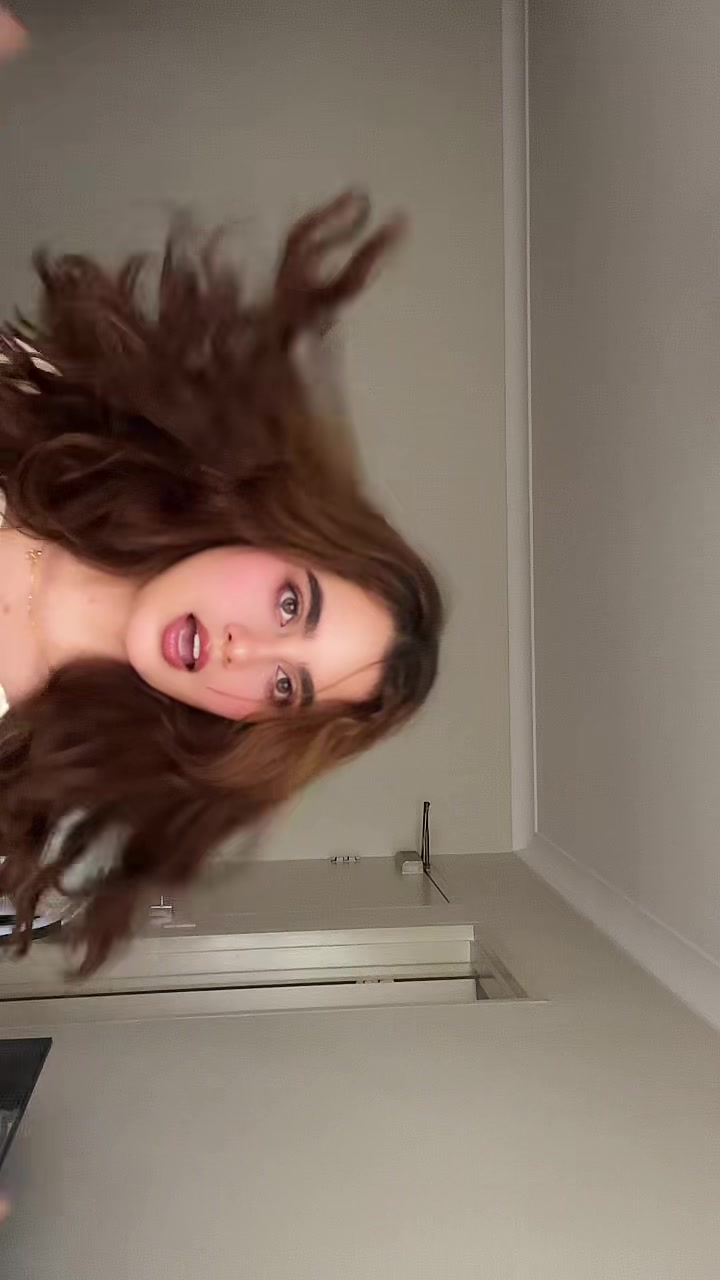 @💫