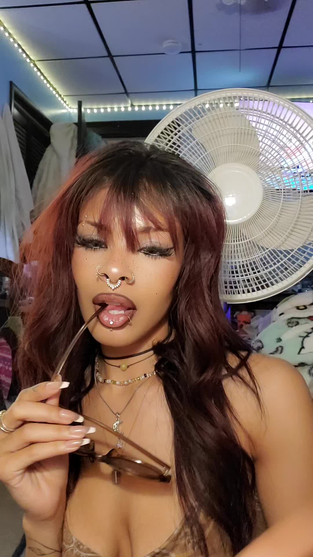 @L@&uuml;řə&ntilde;❀⋆.ೃ࿔*:･&deg;❀⋆.ೃ࿔*:･