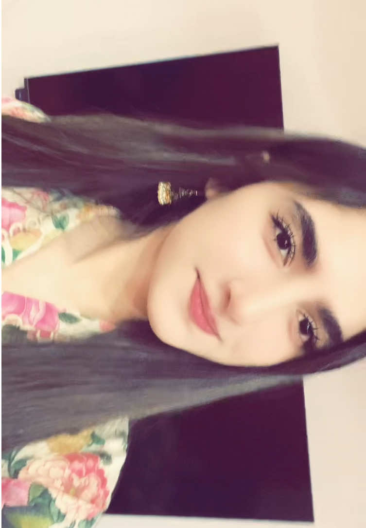 @𝐒𝐀𝐑𝐀𝐇 💝
