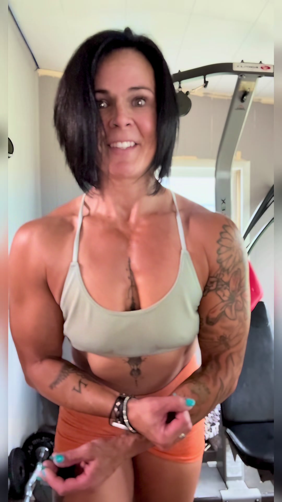 @fitmom_of_4_