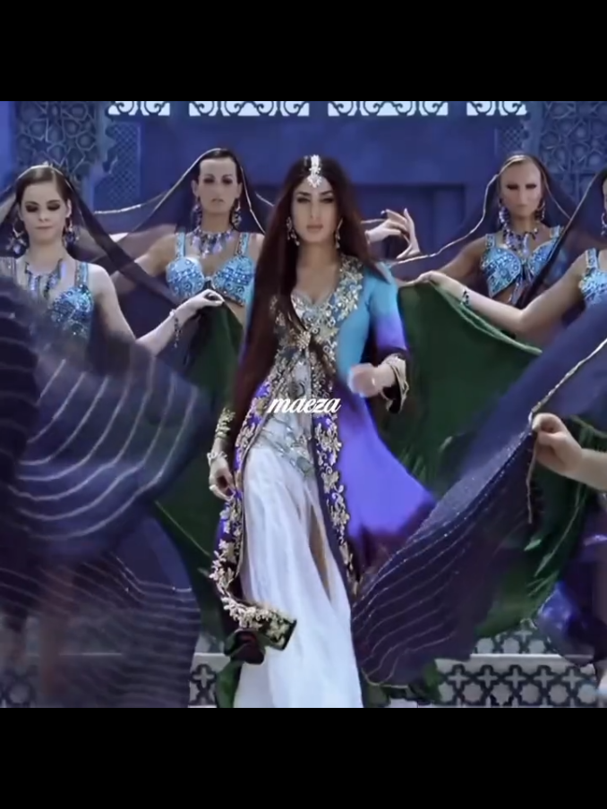 @KareenaKapoorkhan Fc Indonesia