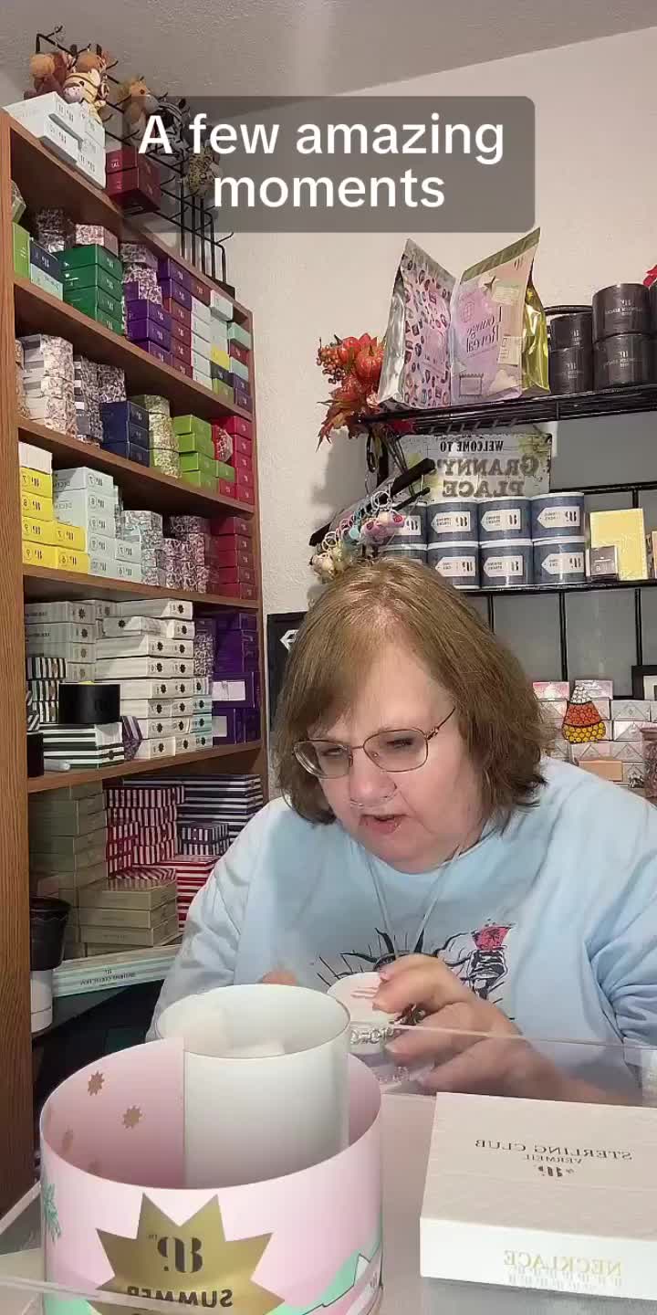 @granniespartyanimals