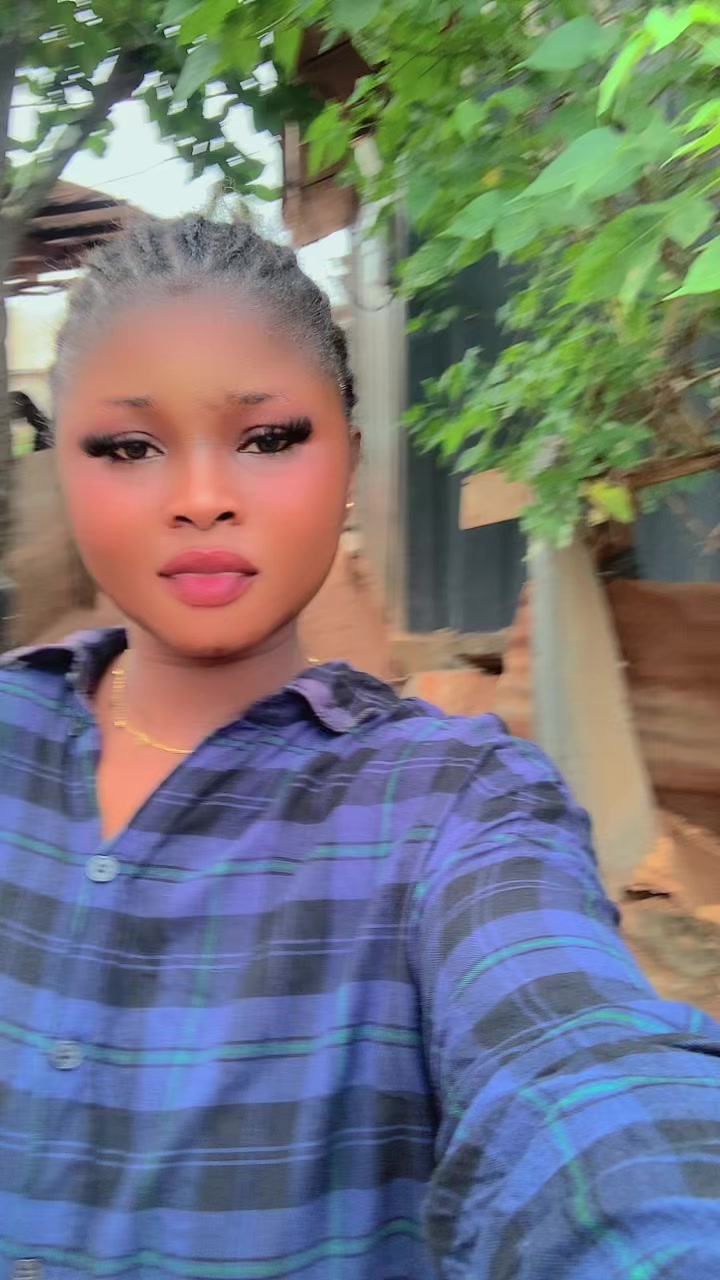 @Adwoa guy guy 🥰💕🌸