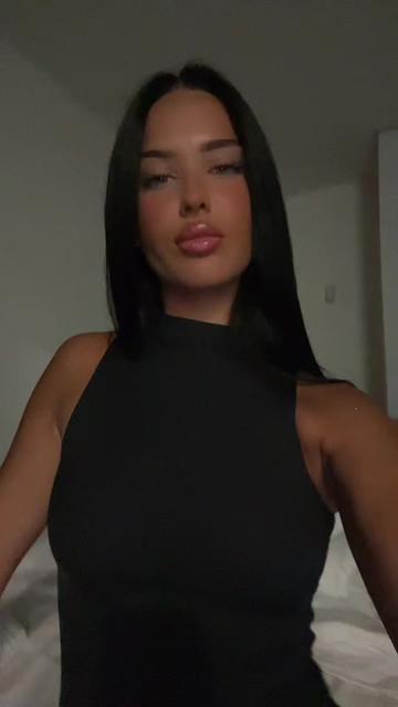 @𝑨𝒏𝒅𝒋𝒆𝒍𝒂