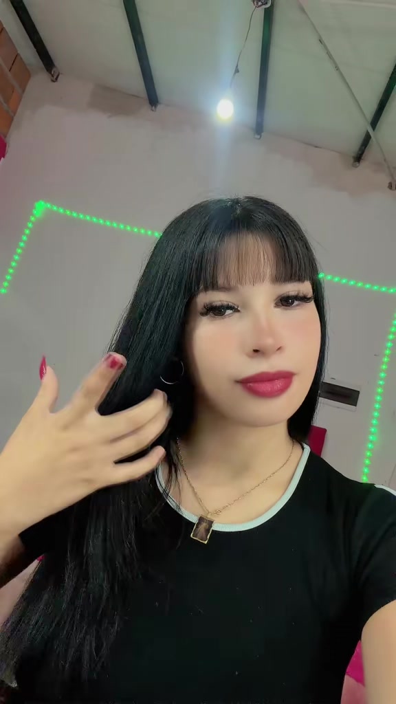 @𝓭𝓪𝓷𝓲𝓮𝓵𝓪🧚🏻&zwj;♀️