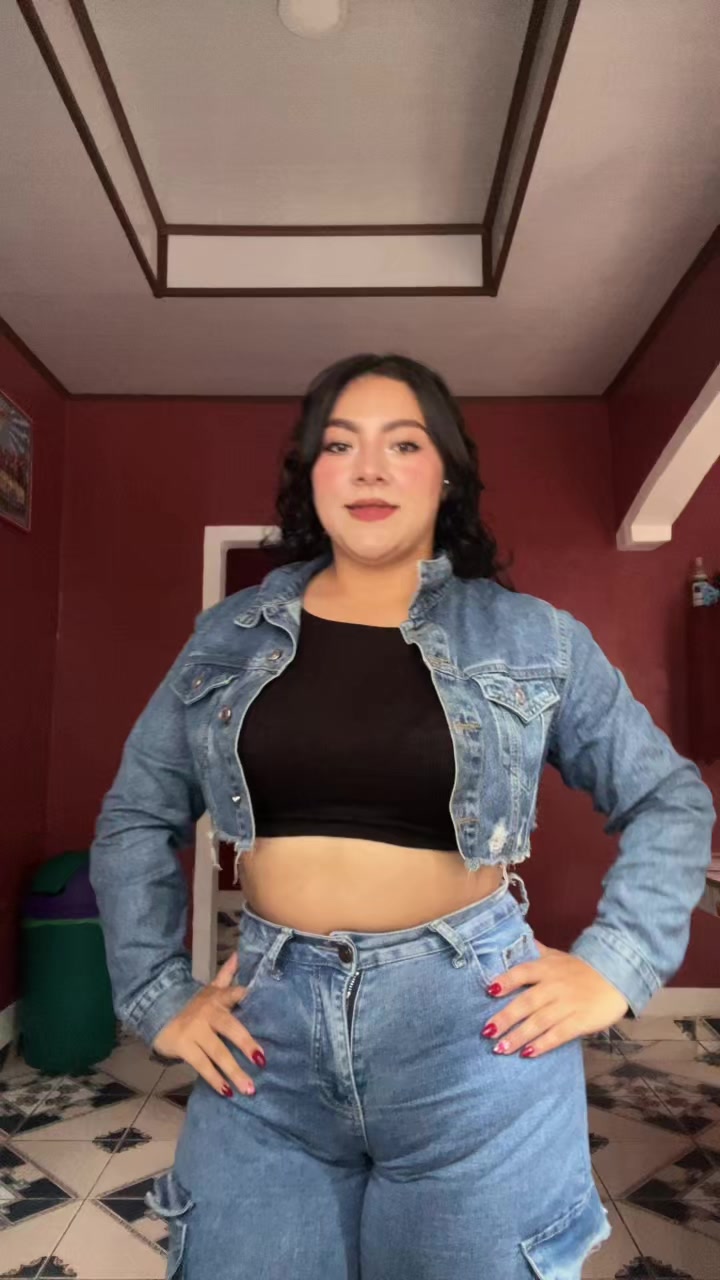 @ERIKA🐈👑🐧