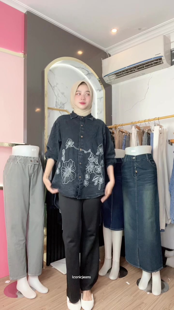 @iconic jeans