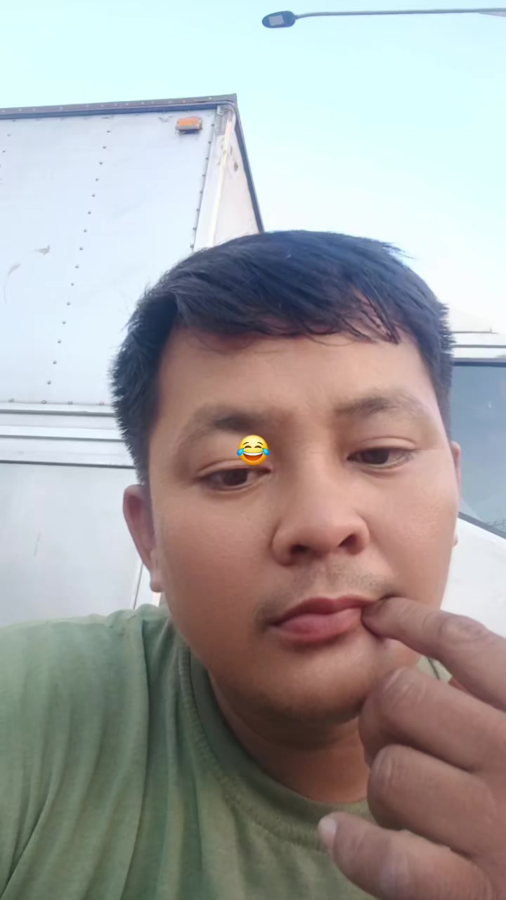 @Robert Vlog ge😂