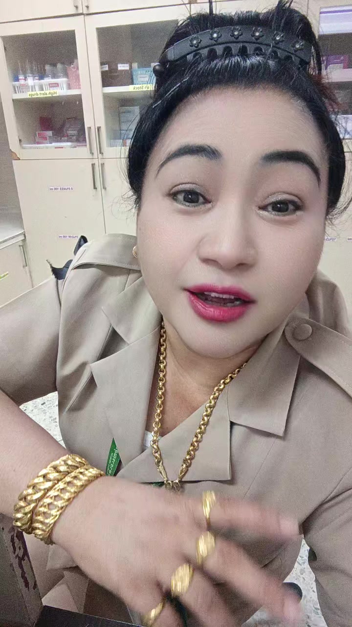 @ชุลีพร ใจเย็น