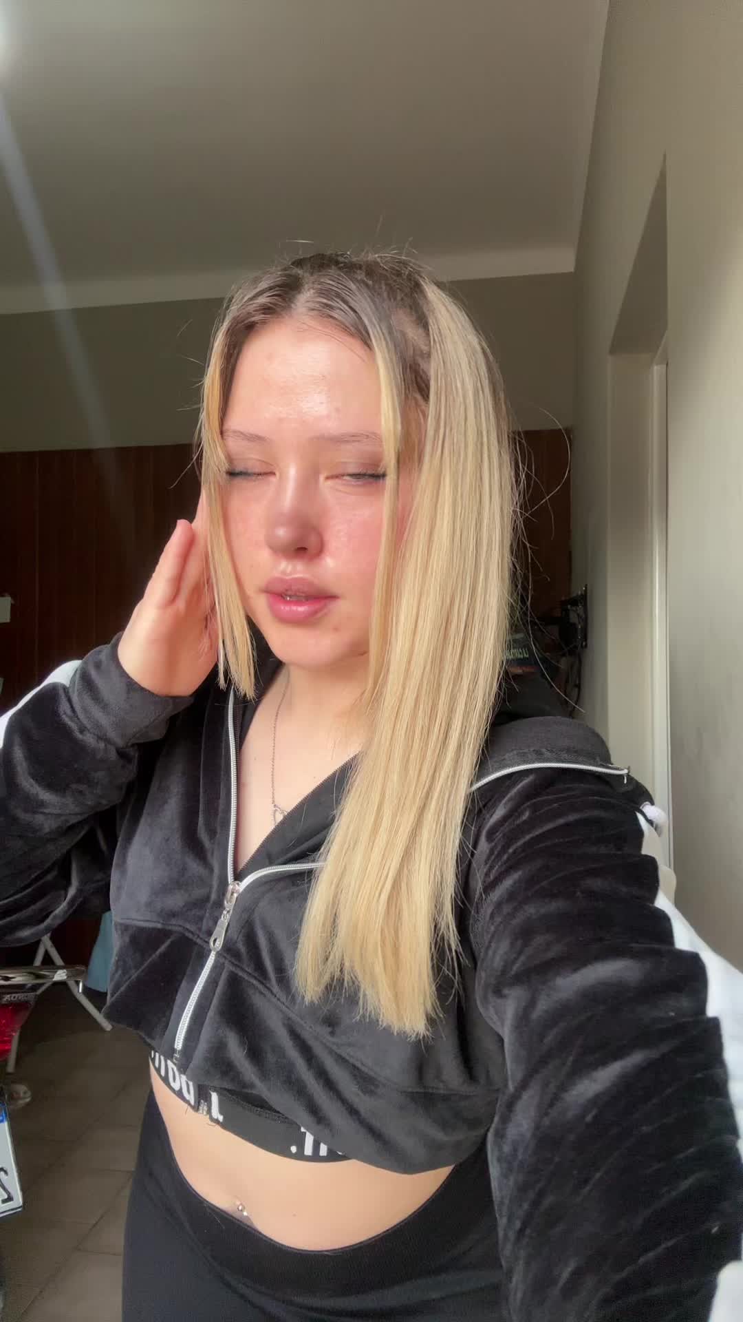 @𝕬𝖓𝖙𝖔 𝕯𝖊𝖑𝖚𝖈𝖍𝖎 🥷🏻