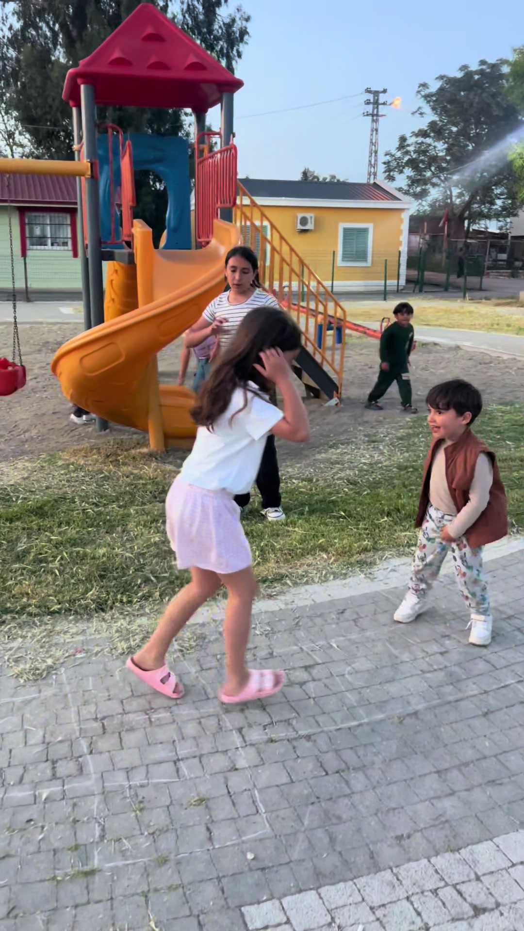 @☀️🌟İZOLLARIN AYDIN’I🌟☀️