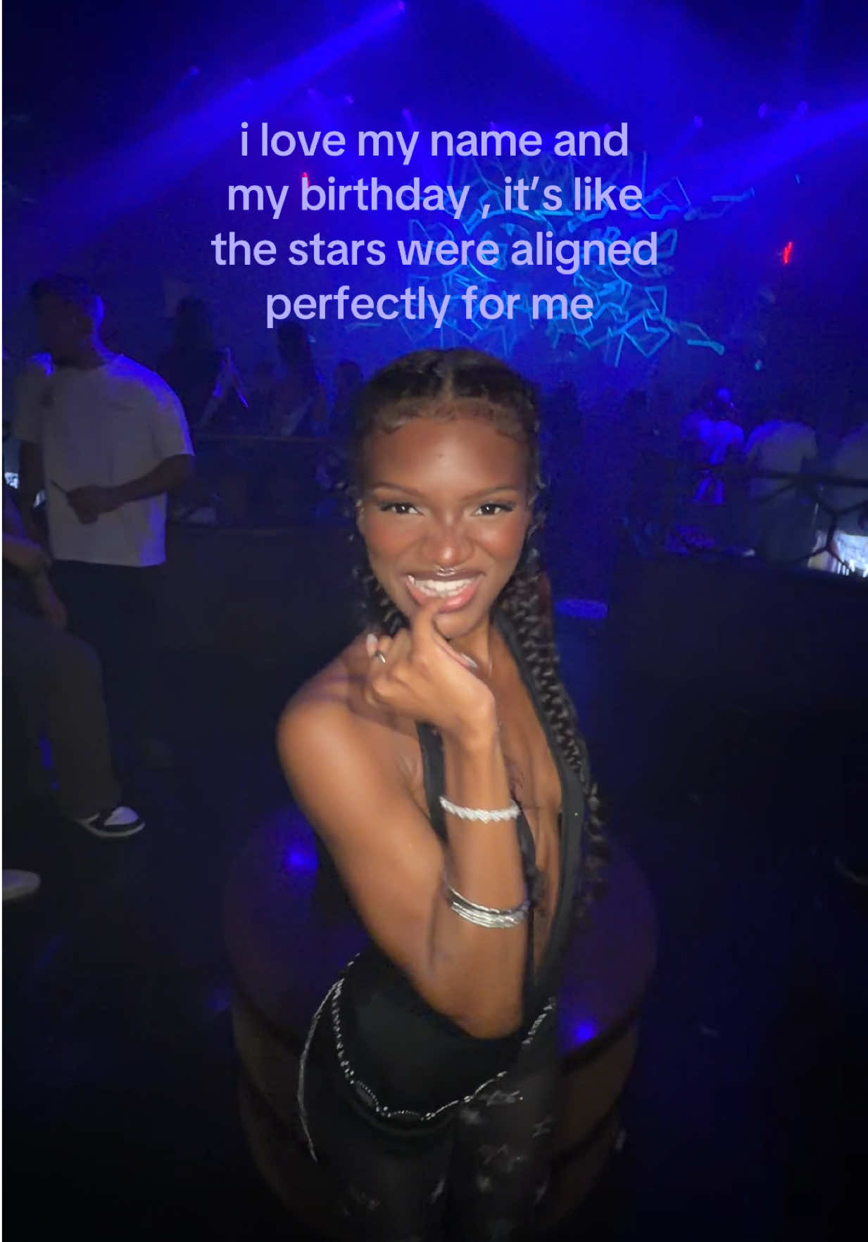@adarahh꩜