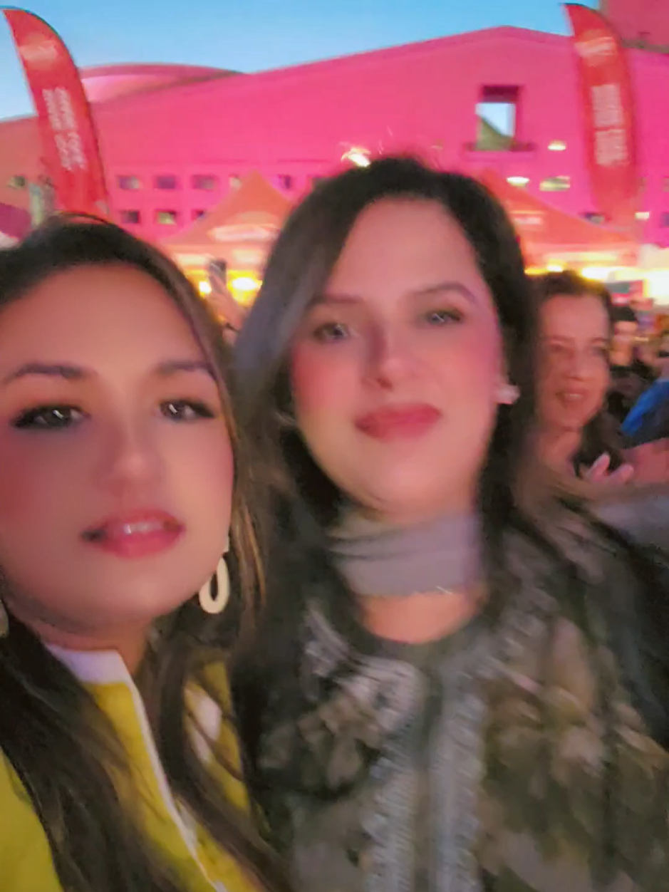@Jiya🇨🇦