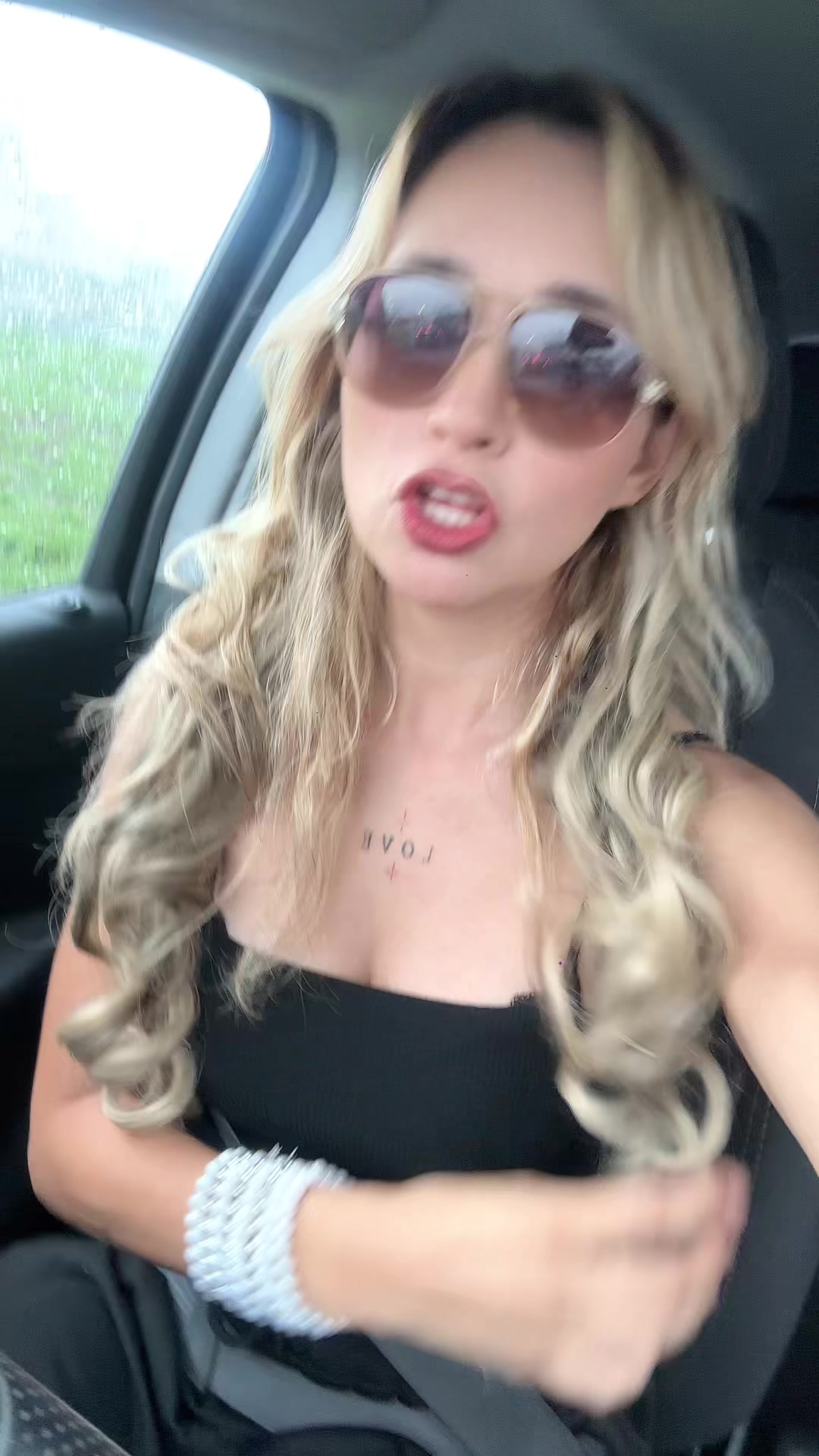 @Vivi