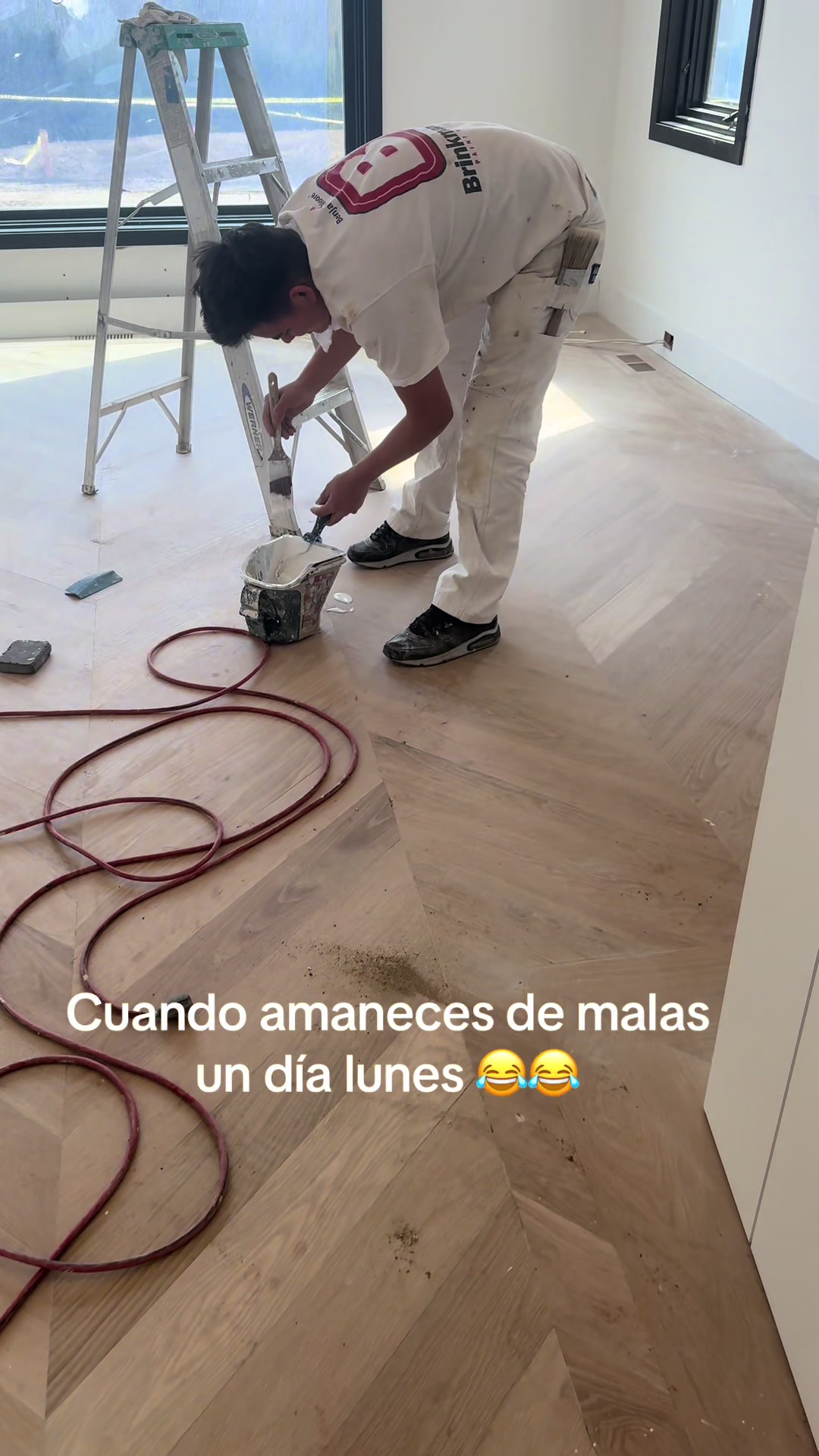 @Molina017