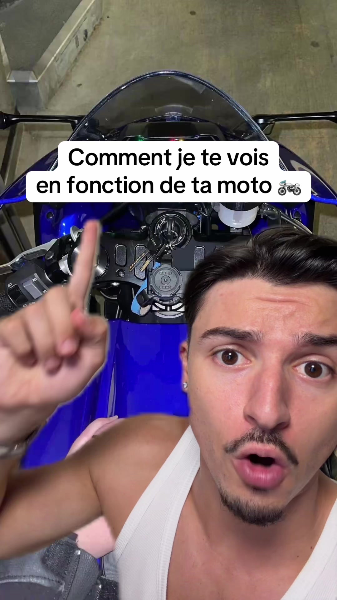 @AKIRO