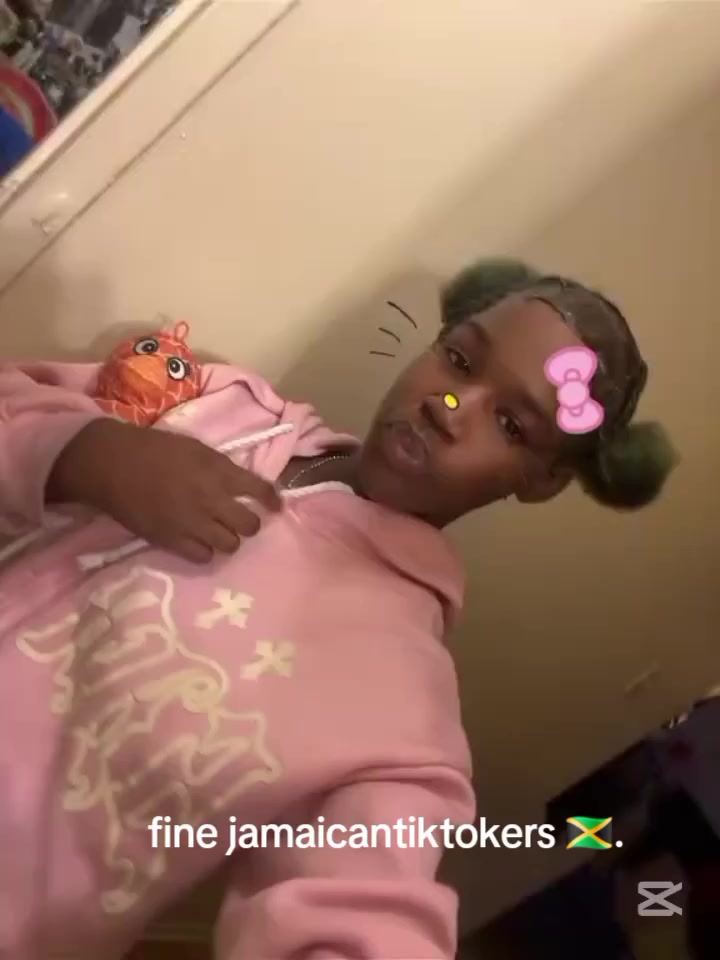 @𝐒𝐜𝐡𝐨𝐨𝐥𝐚𝐳 𝐄𝐝𝐢𝐭⭐️.