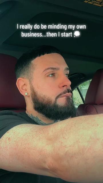 @Chriz__Vibez