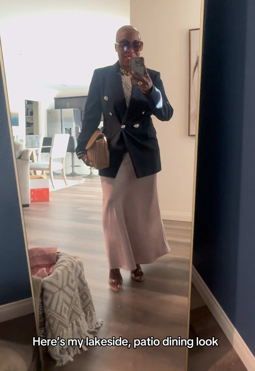 @Mika | Fashion Stylist