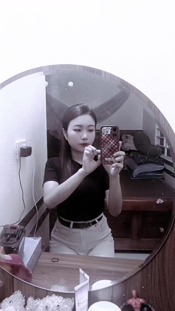 @Ho&agrave;i ng&acirc;n.s.