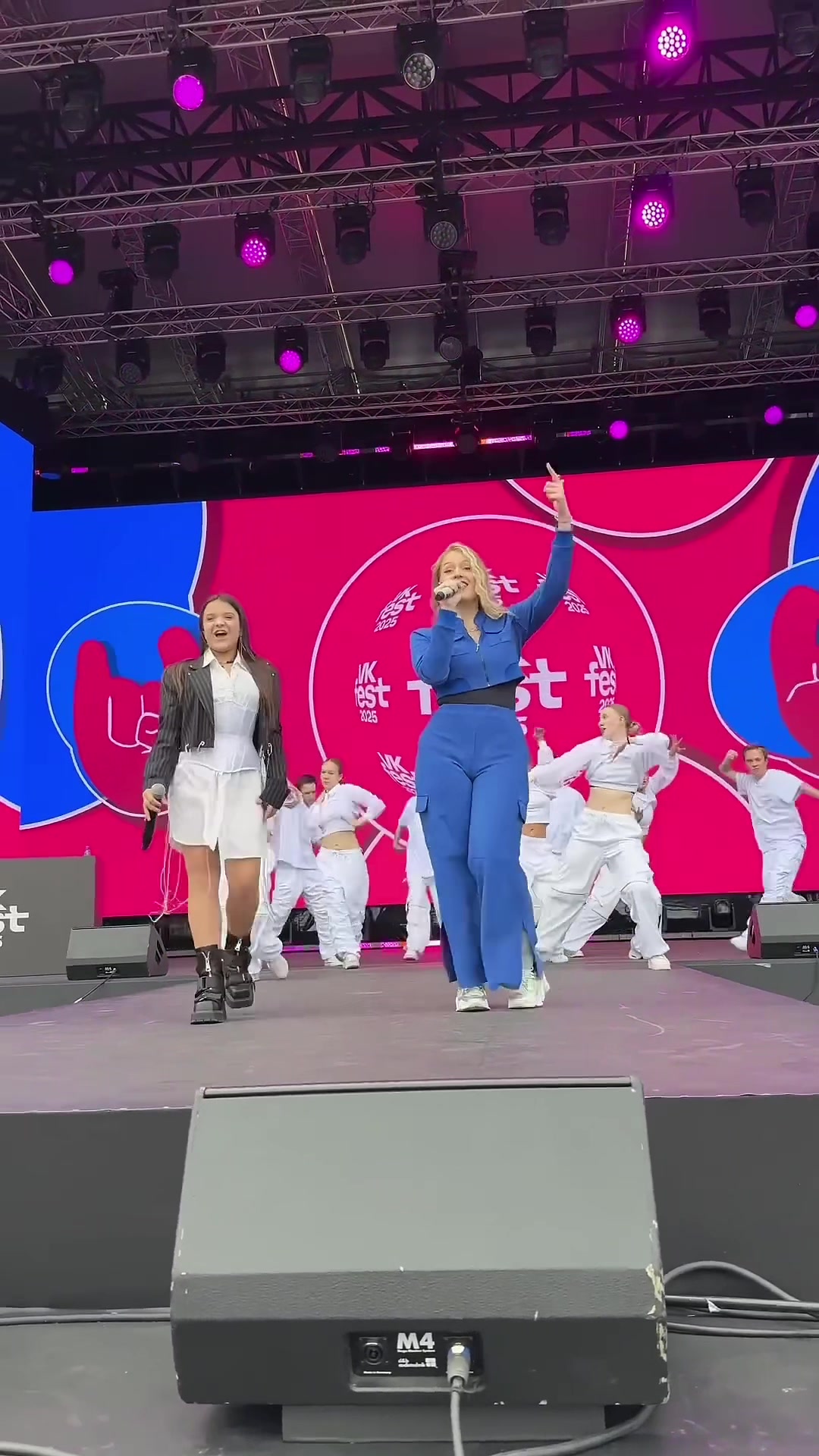 @POLI DAILY (фанат)